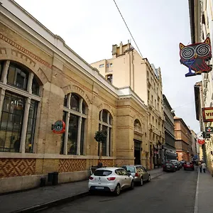 A37 Awesome Daire Budapeşte